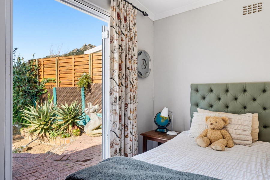 2 Bedroom Property for Sale in Bokkemanskloof Western Cape